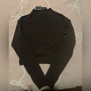 Nike skims long sleeve crop top